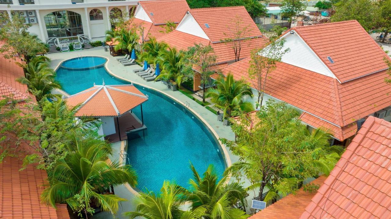 Sea Breeze Hotel & Villa Sihanoukville Eksteriør billede